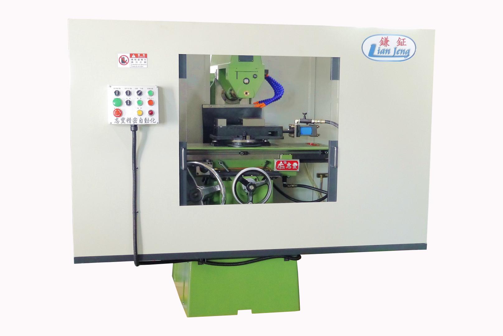 Slot cutting machine